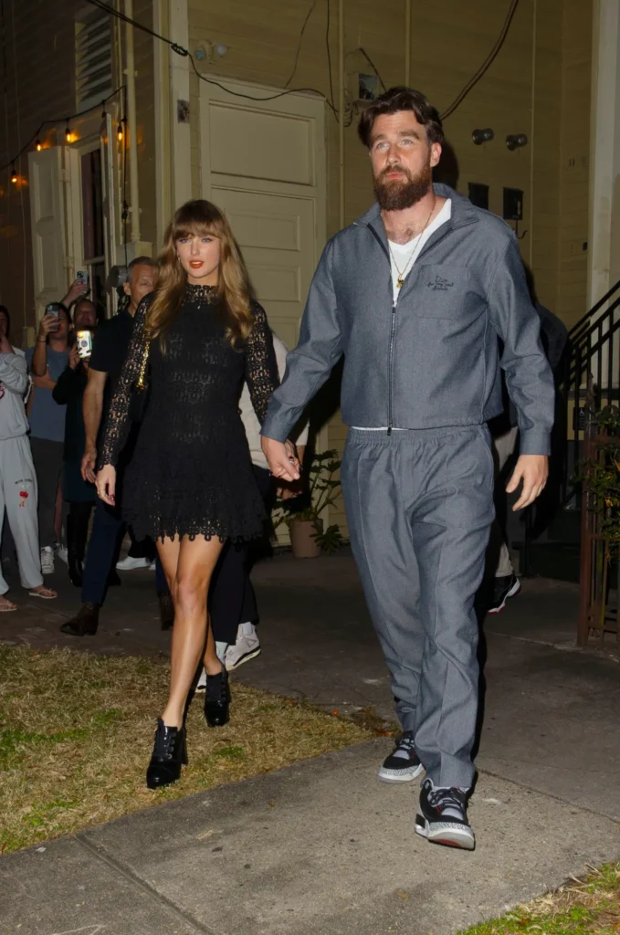 Taylor Swift et Travis Kelce en couple